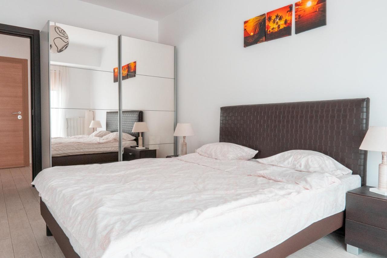Bright Apartments Mamaia Nord Exterior foto