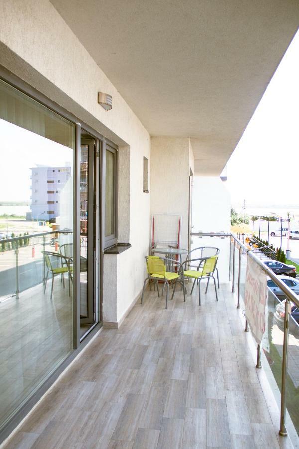 Bright Apartments Mamaia Nord Exterior foto